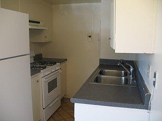 4th image of 585 Villa St APT 7