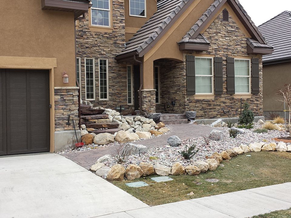 1st image of 2071 W Whisper Wood Dr