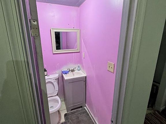 4th image of 1411 N Rosedale St