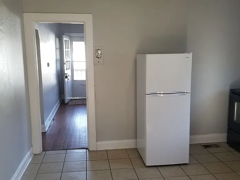 2210 Haden St — Photo 5