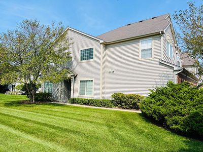 290 Nicole Dr Unit A, South Elgin, IL, 60177