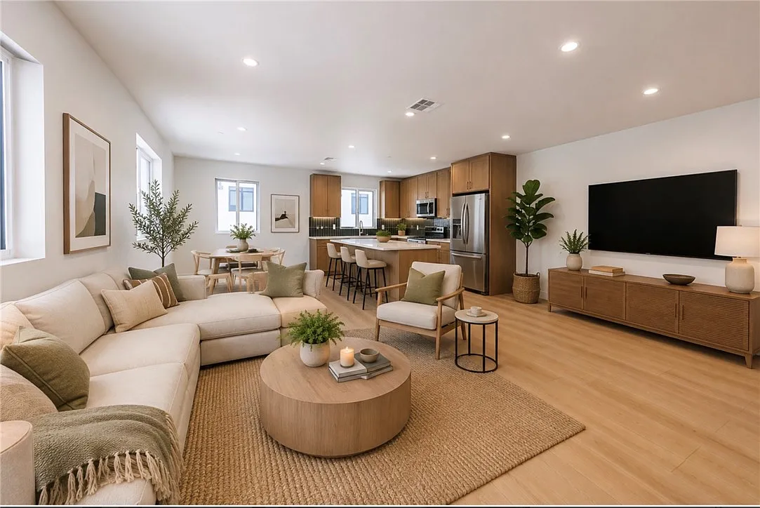 3 bed, 1444 sqft, $4,395 — Photo 3