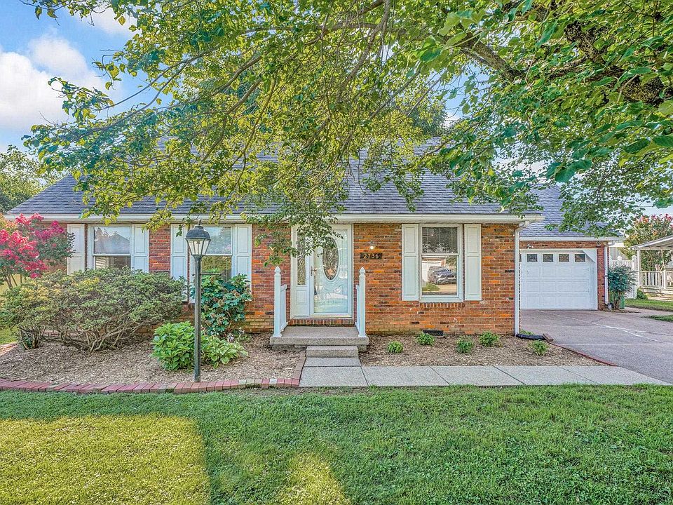 1st image of 2736 Saint Patrick Dr