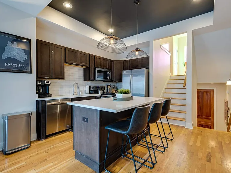 1240 2nd Ave S #3 — Photo 5