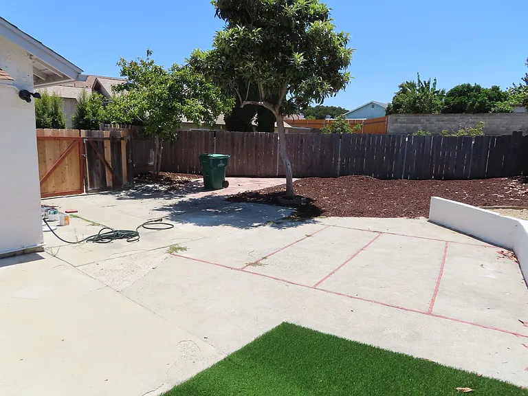 2160 Leighton Ct — Photo 29