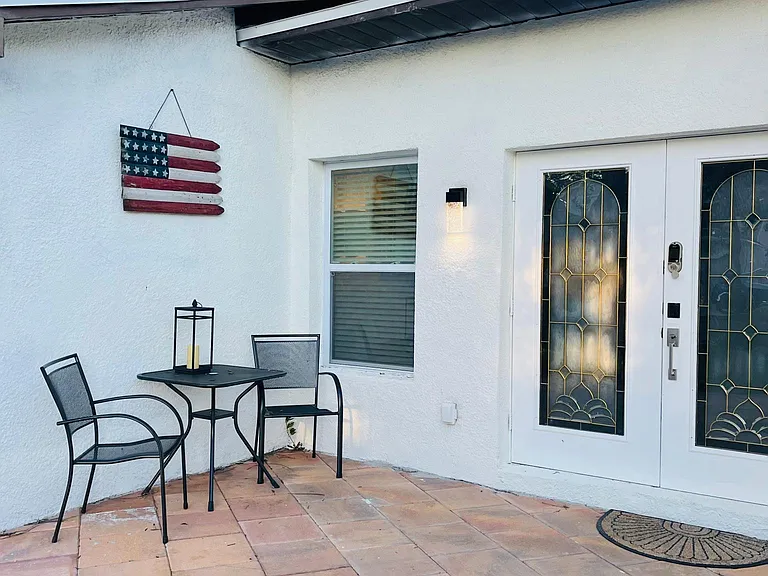 6332 S Macdill Ave — Photo 2