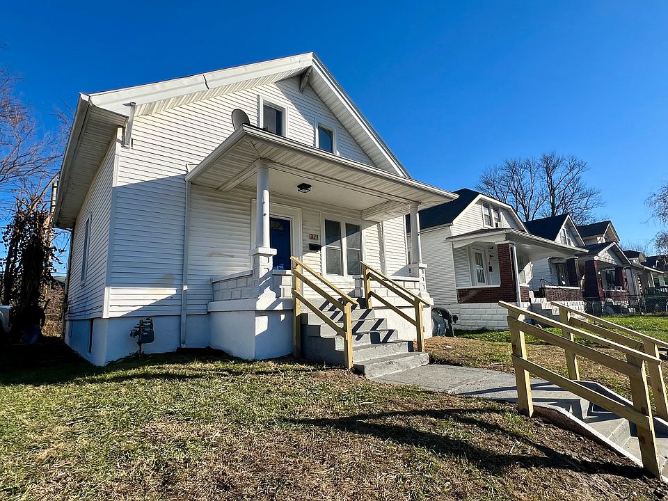 1st image of 321 N 32nd St