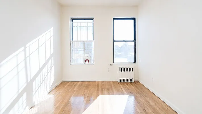 Rented by Nooklyn NYC LLC | media 8