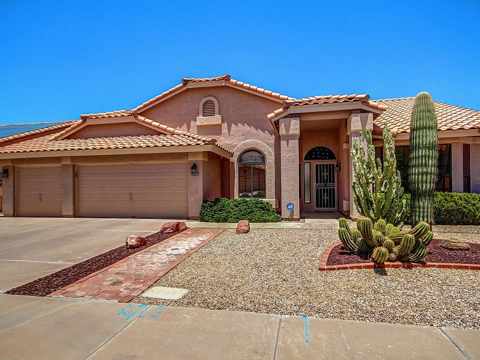 1st image of 10938 W Cottonwood Ln