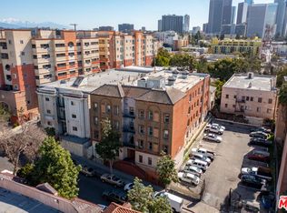 514 Union Dr, Los Angeles, CA 90017