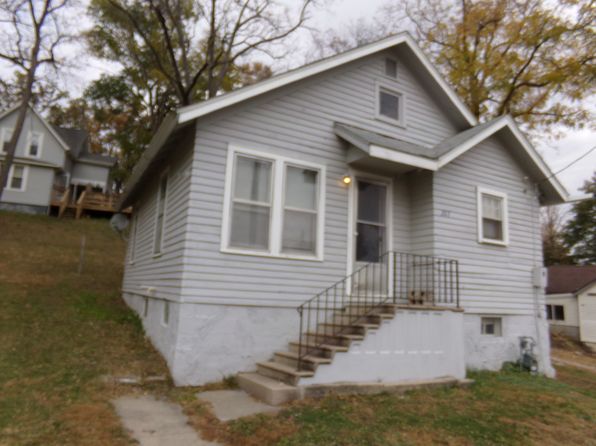 207 Main St