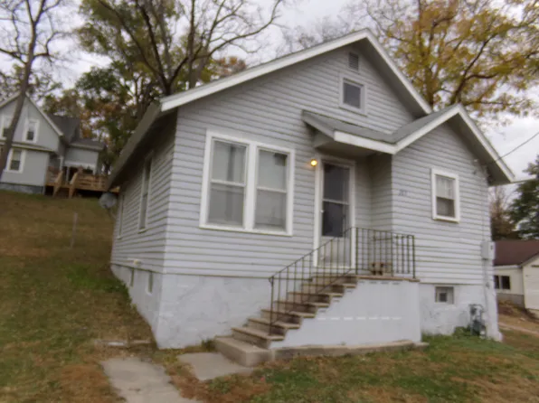 207 Main St, Twin Lakes, MN 56089