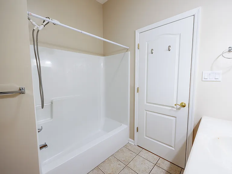 74 Macel Dr — Photo 2