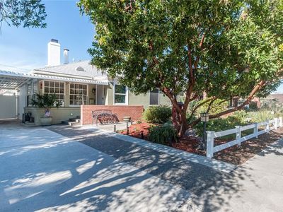 517 S Griffith Park Dr, Burbank, CA, 91506