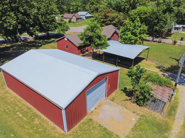 108 N 7th St, Cleveland, OK 74020