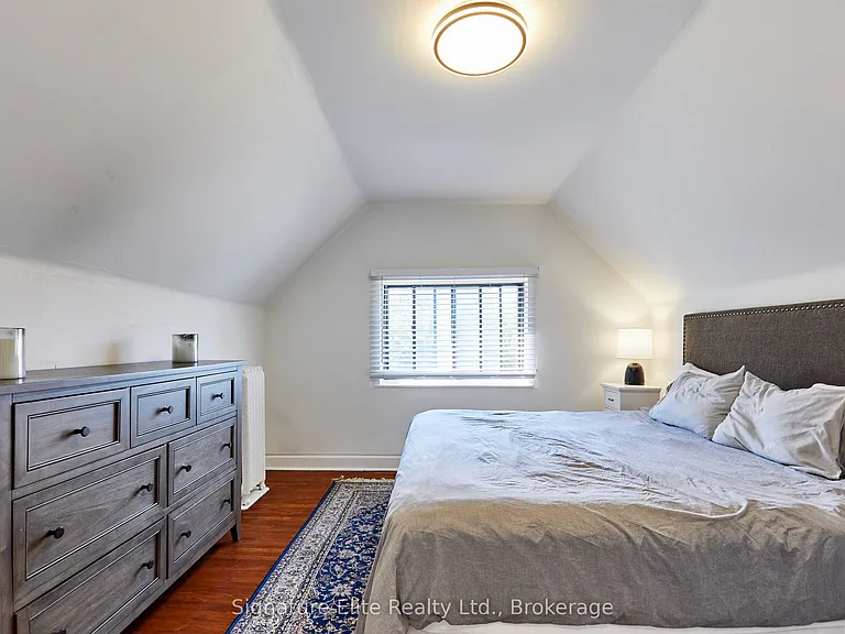 124 Geoffrey St #UPPER — Photo 27