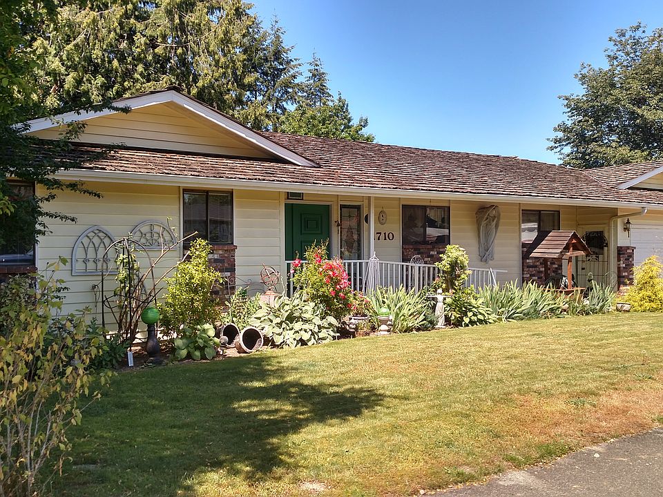 1st image of 1710 Pine Ave