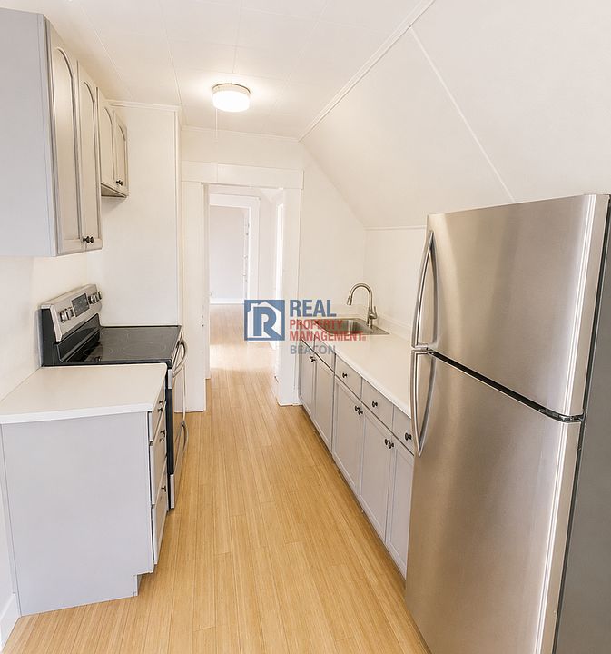 1st image of 45 Main St APT 4