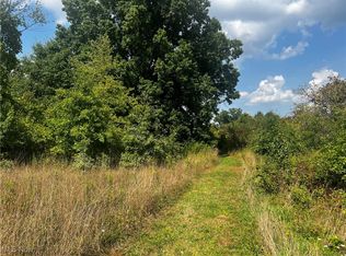 Cates Rd, Akron, OH 44312