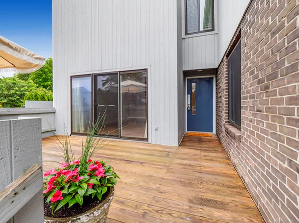 3 Orange Lane #3, Ridgefield, CT 06877