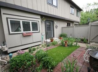 1143 Florimond Dr, Elgin, IL 60123