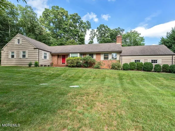 19 Fairway W, Colts Neck, NJ 07722