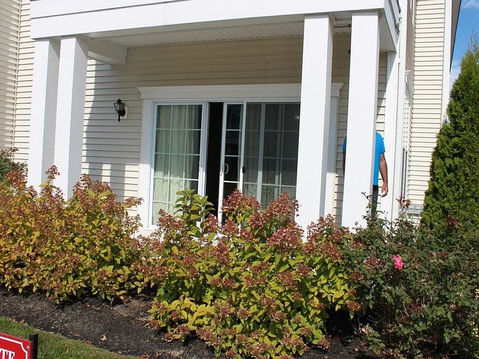 2nd image of 207 Corning Fairbanks Way #207