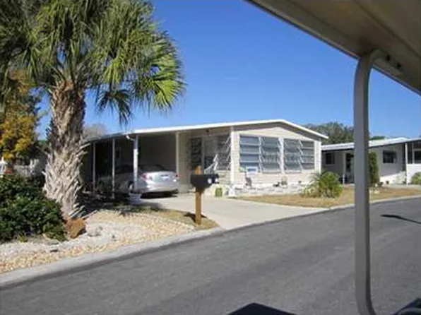533 Cervina Dr N, Venice, FL 34285