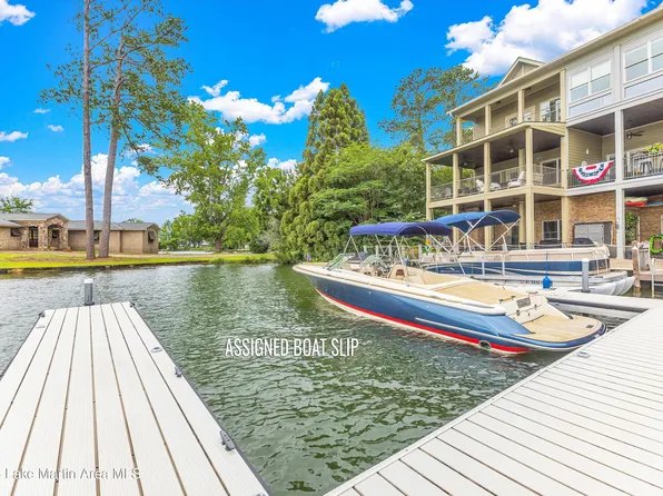 1529 E Point Windy Dr, Jacksons Gap, AL 36861
