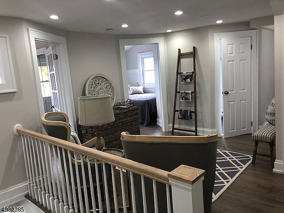 3rd image of 225 Lakeside Blvd #225B