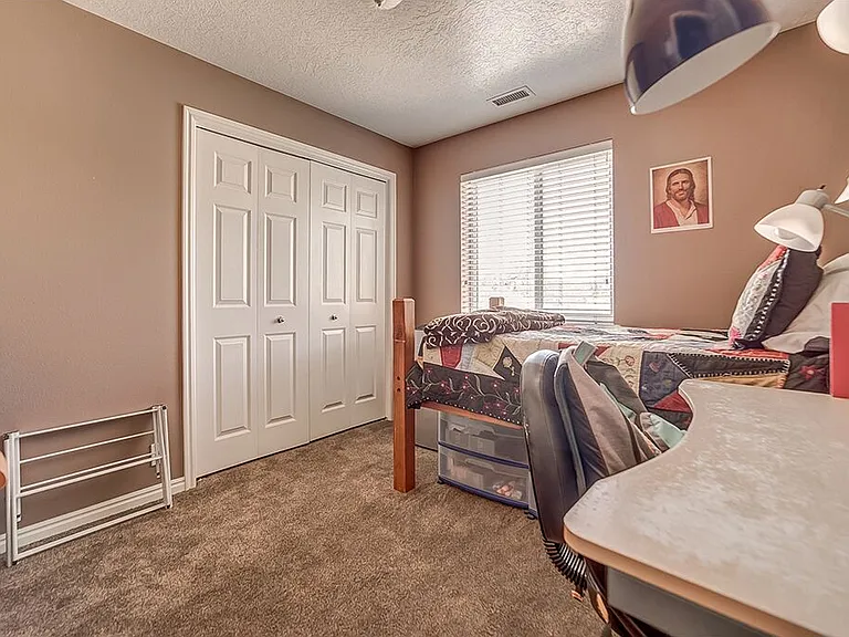 239 E 300 N #305 — Photo 10