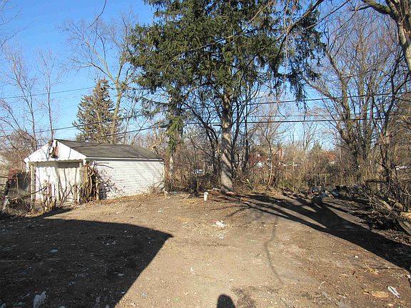12690 Strasburg