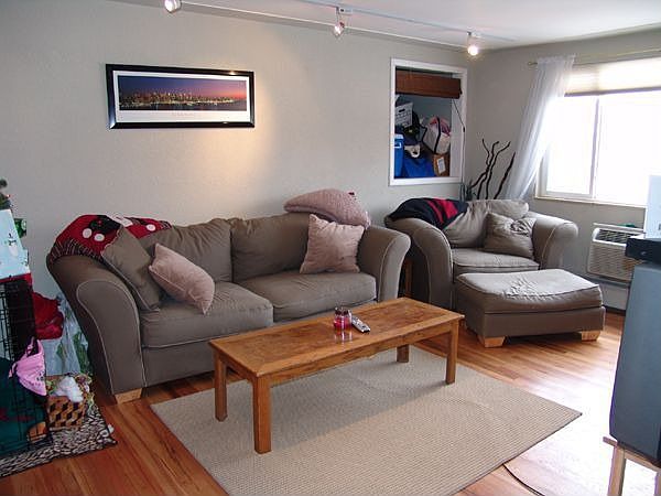 1st image of 656 N Logan St APT 15