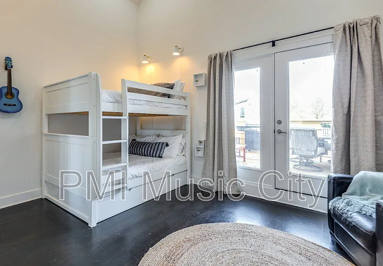 1027 Wedgewood Ave — Photo 25