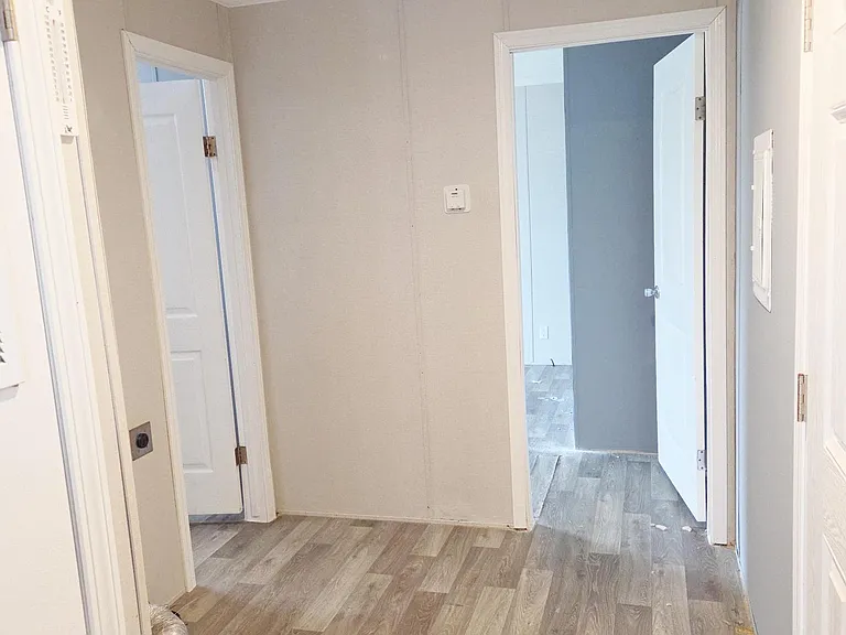Regency Pointe — Photo 12
