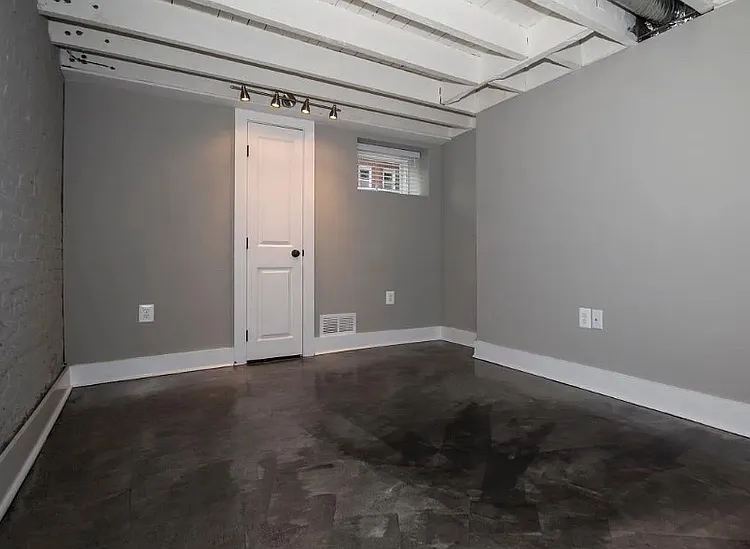 1541 S Charles St — Photo 7