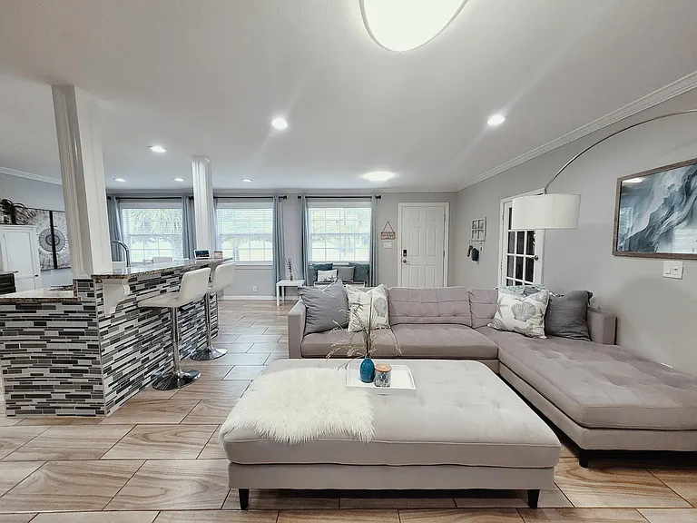 450 Zelda Blvd — Photo 1