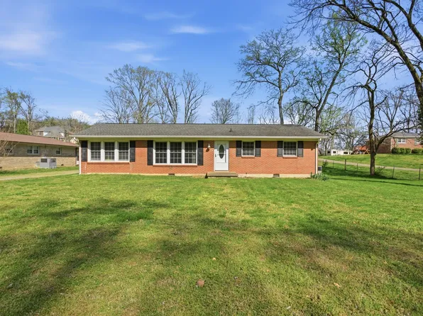 755 Ashwood Ave, Lewisburg, TN 37091