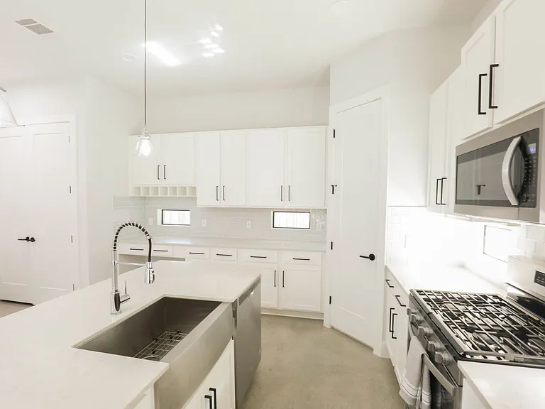 1309 Cometa St #1 — Photo 9