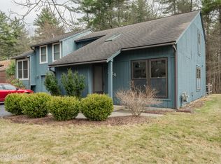 234 Thimbleberry Rd, Malta, NY 12020
