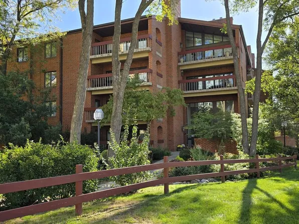 601 North Segoe Road #204, Madison, WI 53705