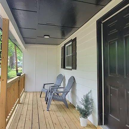 5th image of 3132 Forrest Hills Dr SW