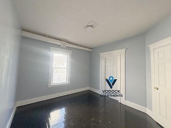5th image of 65 Whitmore St #2W