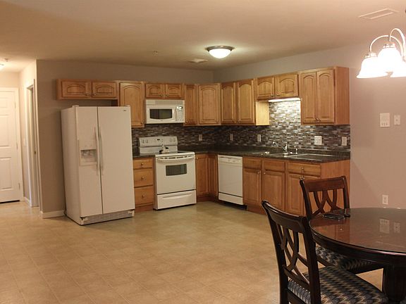 3rd image of 65 Fordway Ext #205