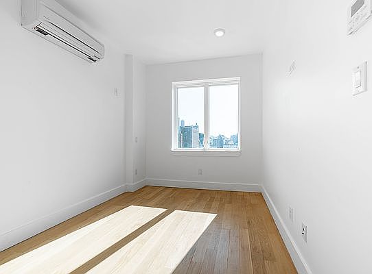5th image of 204 Linden Blvd #2C