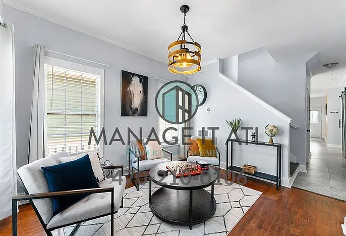 3 bed, 3.0 bath, 1551 sqft, $2,299 — Photo 3
