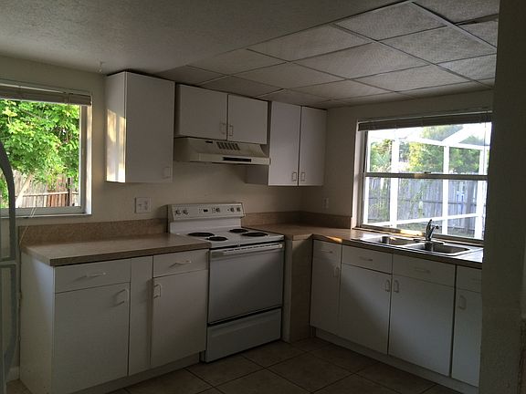 nature lighted kitcken