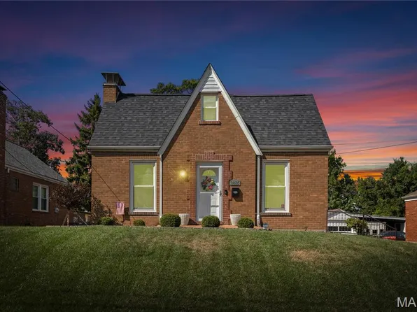 8835 Lawn Ave, Saint Louis, MO 63144