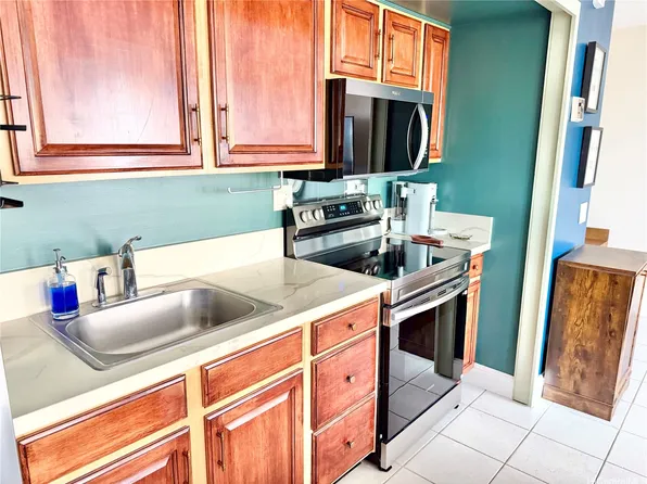 84-710 Kili Dr APT 812, Waianae, HI 96792