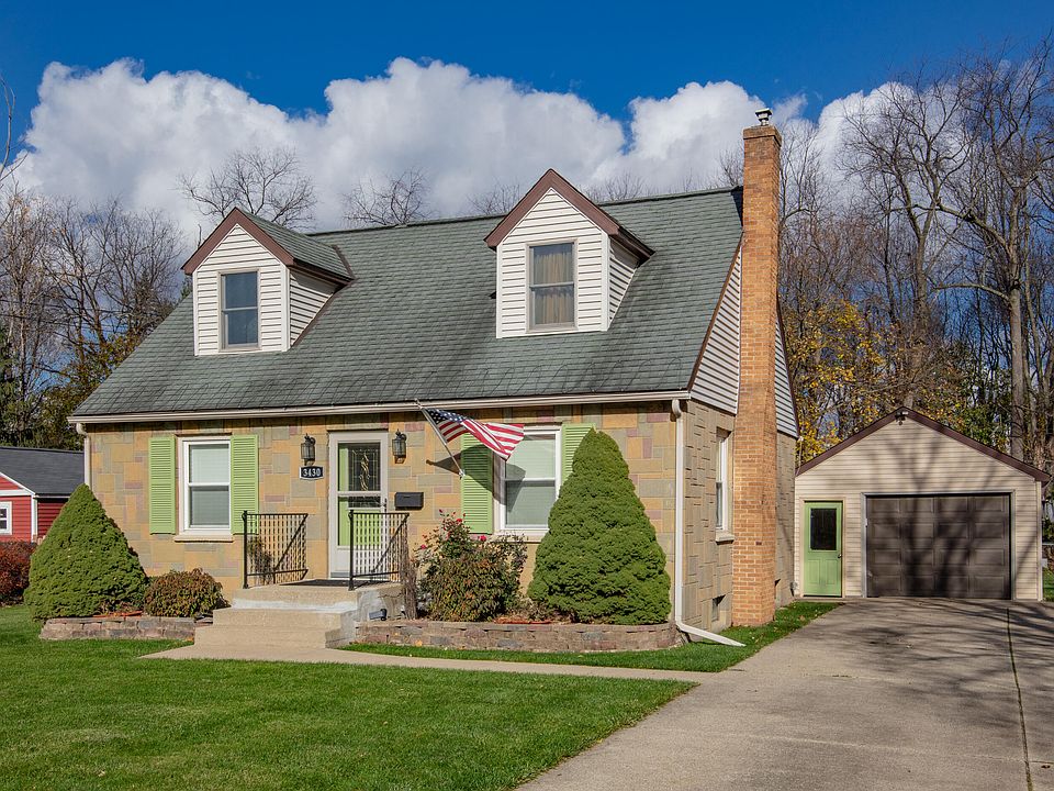 1st image of 3430 Iroquois Trl